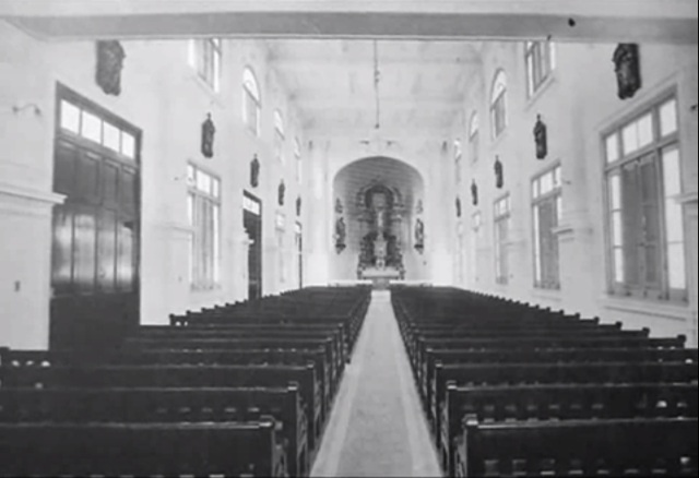 Capilla del Colegio de Maristas de La Víbora. El altar fue desmontado para convertirlo en el salón de actos del IPUE Raúl Cepero Bonilla.